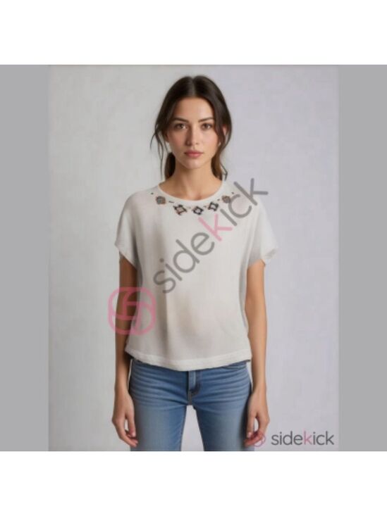 Style New York Tops - Women's New York T-Shirt M White Geometric Embroidery